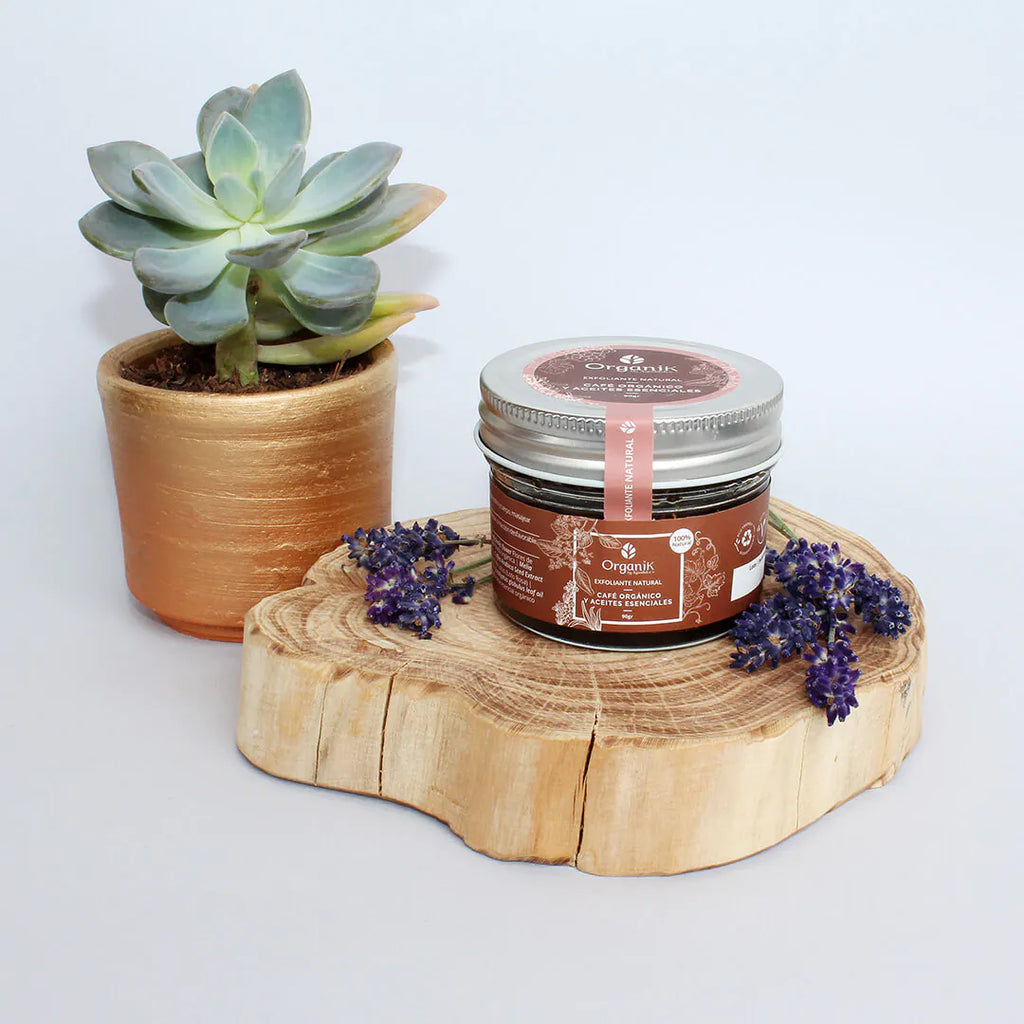 Exfoliante natural – Mezcla de aceites vegetales, aceites esenciales, arena de Mar y café orgánico