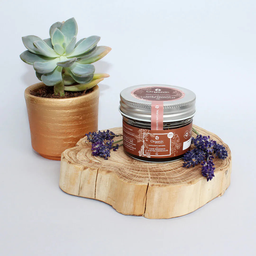 Exfoliante natural – Mezcla de aceites vegetales, aceites esenciales, arena de Mar y café orgánico